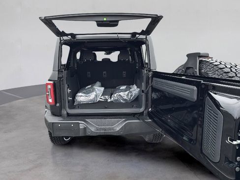 Certified 2025 Ford Bronco Outer Banks w/ Sasquatch Package AWD/4WD image 23