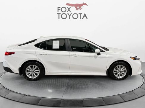 Used 2026 Toyota Camry LE w/ Convenience Package FWD image 7