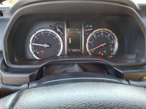Certified 2022 Toyota 4Runner Limited AWD/4WD image 27