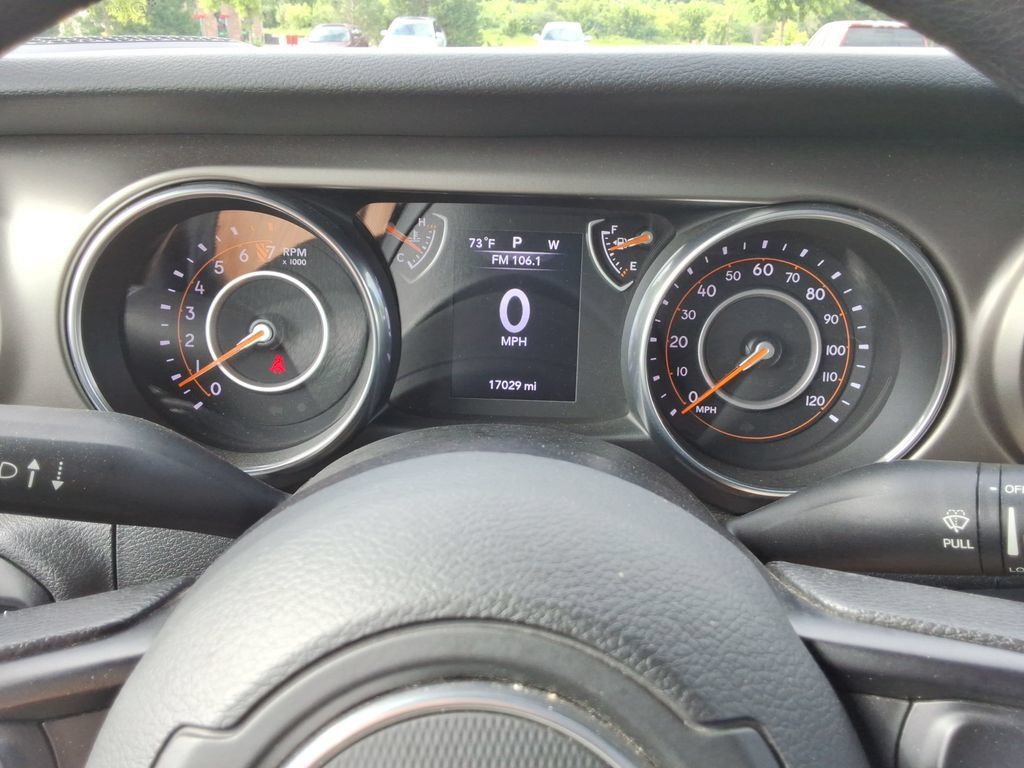 Used 2018 Jeep Wrangler Unlimited Sport AWD/4WD image 31