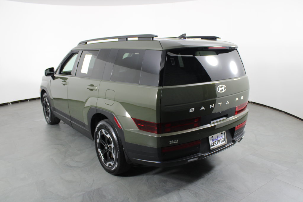 Certified 2025 Hyundai Santa Fe SEL FWD image 16