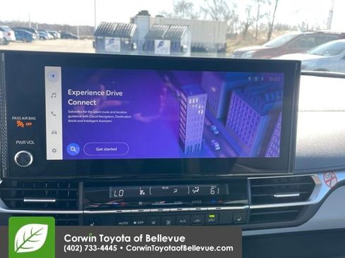 Used 2025 Toyota Sienna XLE image 13