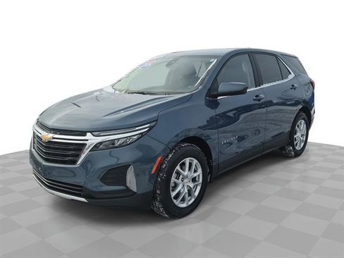 Used 2024 Chevrolet Equinox LT image 1