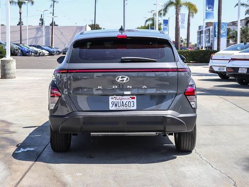 Used 2026 Hyundai Kona SE FWD image 6
