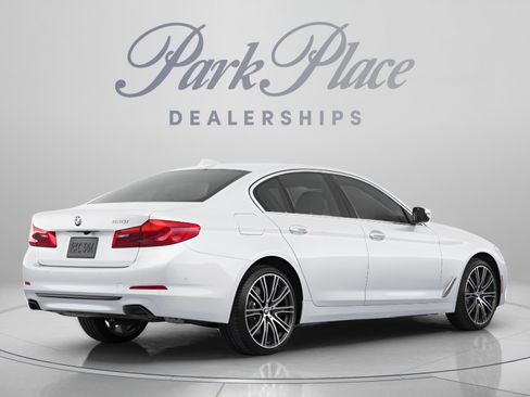 Used 2018 BMW 540i RWD image 3