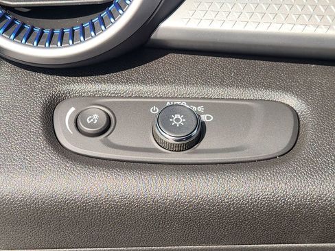 New 2026 Chevrolet Trax LS w/ Driver Confidence Package image 23