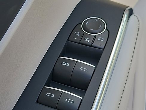 New 2026 GMC Acadia Denali w/ Super Cruise Package image 13