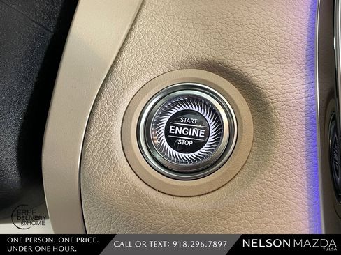 Used 2020 Mercedes-Benz C 300 4MATIC Sedan image 32