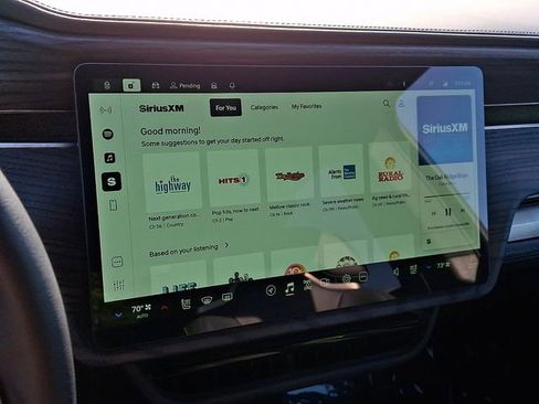 Used 2023 Rivian R1T Adventure AWD/4WD image 18