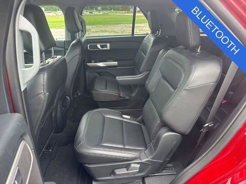 Certified 2023 Ford Explorer XLT w/ Equipment Group 202A AWD/4WD image 17
