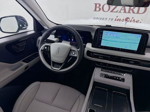 New 2026 Lincoln Aviator Reserve image 24