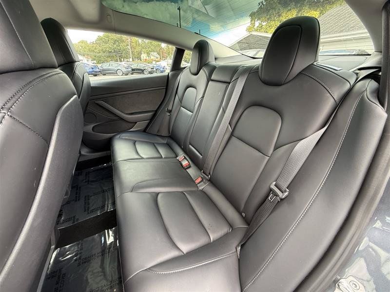 Used 2022 Tesla Model 3 Performance AWD/4WD image 13