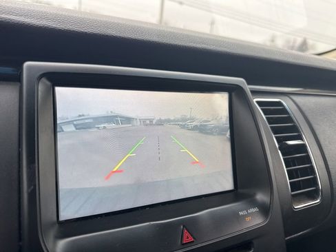 Used 2018 Ford Flex SEL image 16