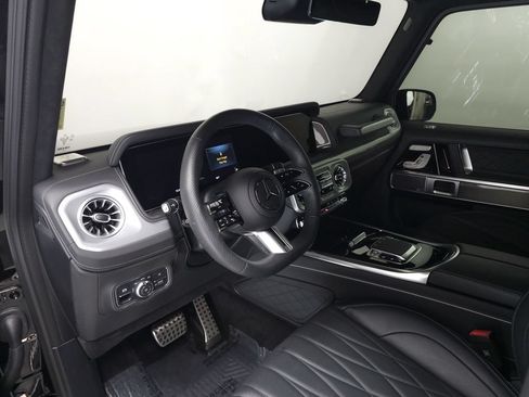 Used 2025 Mercedes-Benz G 580 w/ EQ Technology image 9