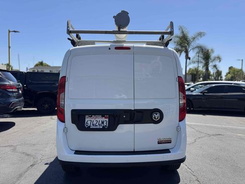Used 2022 RAM ProMaster City Tradesman FWD image 8