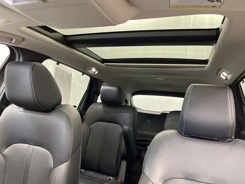 Used 2024 MAZDA CX-90 Plug-In Hybrid w/ Premium Pkg image 9