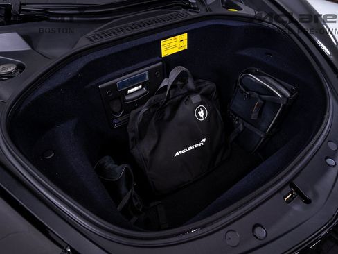 Used 2025 McLaren Artura Spider RWD image 22