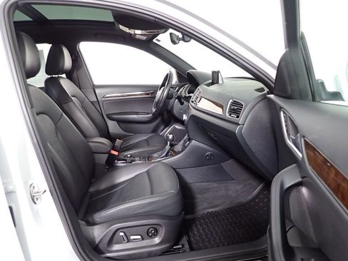 Used 2017 Audi Q3 2.0T Prestige image 36