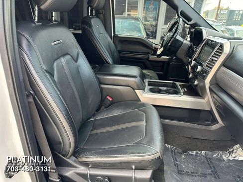 Used 2017 Ford F350 Platinum image 12