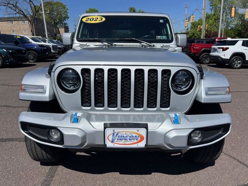 Used 2023 Jeep Wrangler Unlimited Sahara AWD/4WD image 2
