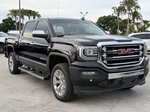 Used 2018 GMC Sierra 1500 SLT w/ Enhanced Driver Alert Package RWD image 2