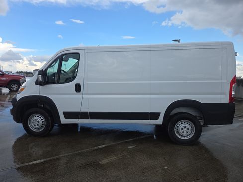 New 2026 RAM ProMaster 1500 w/ Convenience Group image 8