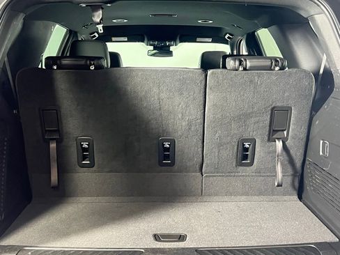 Used 2024 Chevrolet Tahoe LT image 38