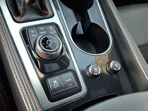 Used 2020 Nissan Maxima SR w/ Sport Mat Group image 25