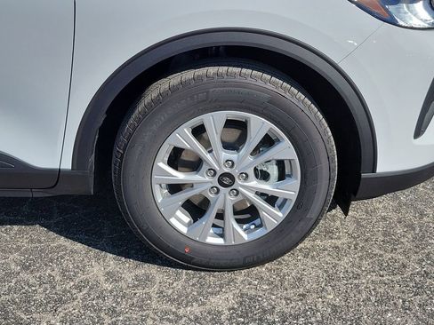 New 2026 Ford Escape Active FWD image 7