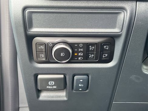 New 2025 Ford F150 Platinum w/ Equipment Group 702A High image 24