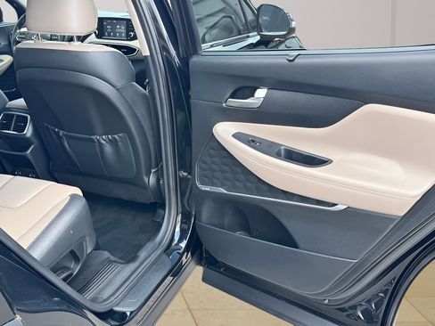 Used 2020 Hyundai Santa Fe SEL w/ Convenience + Premium Package FWD image 16