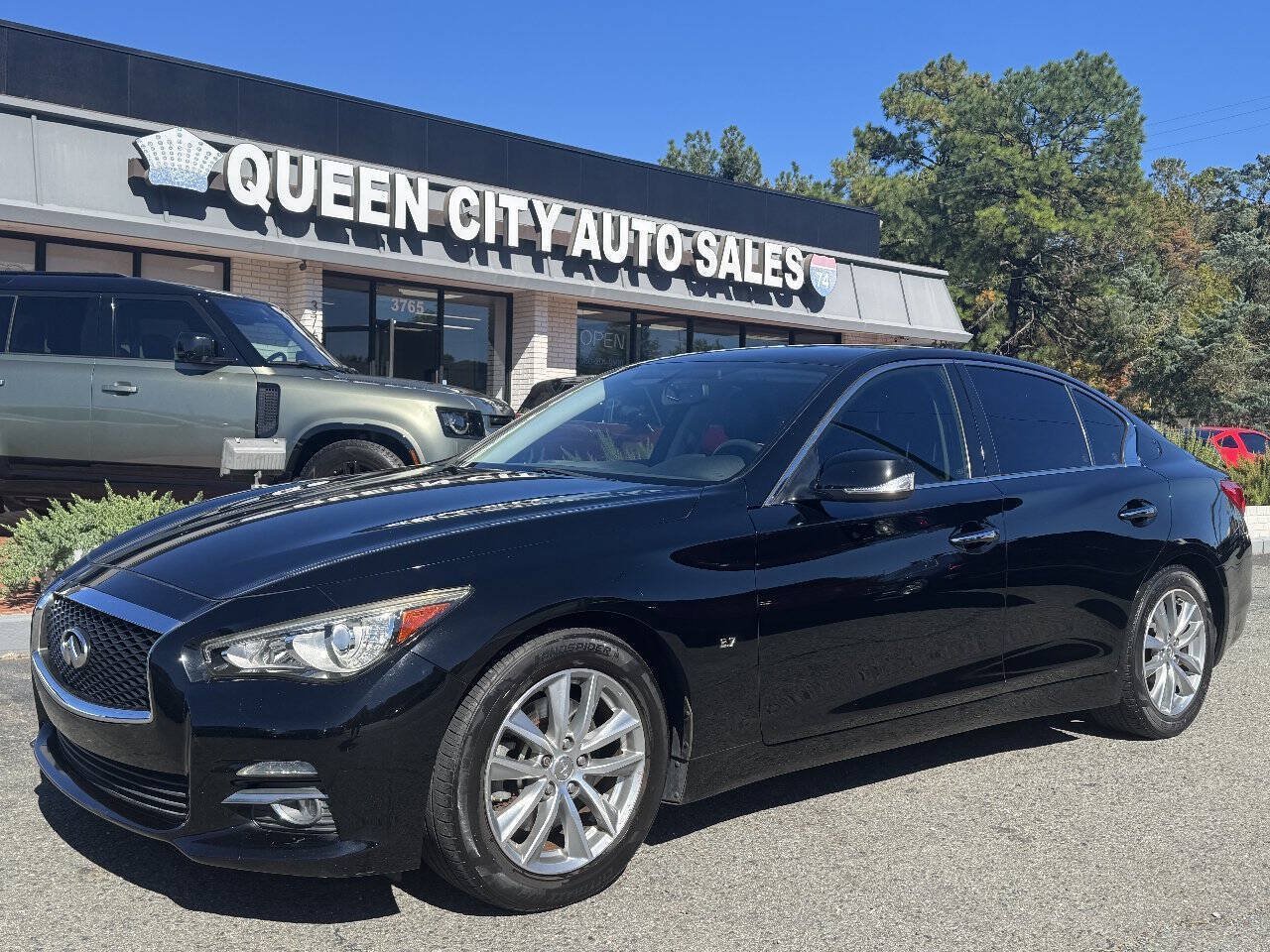 Used 2015 INFINITI Q50 Premium RWD image 1