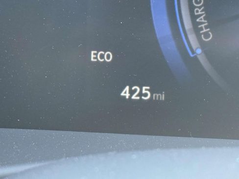 Used 2025 Lexus RZ 450e image 29