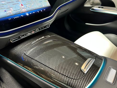 New 2026 Mercedes-Benz E 53 AMG e 4MATIC Sedan image 12