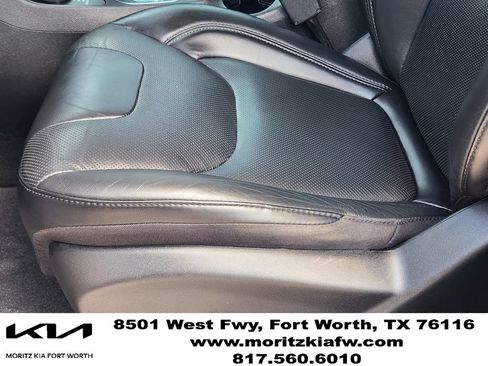 Used 2021 Jeep Cherokee Latitude Lux w/ Comfort/Convenience Group AWD/4WD image 23