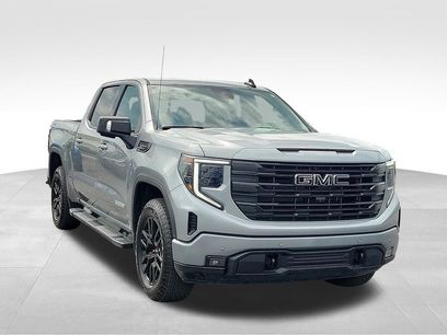 Used 2025 GMC Sierra 1500 Elevation w/ Elevation Premium Package