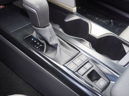Certified 2025 Toyota Camry SE FWD image 15