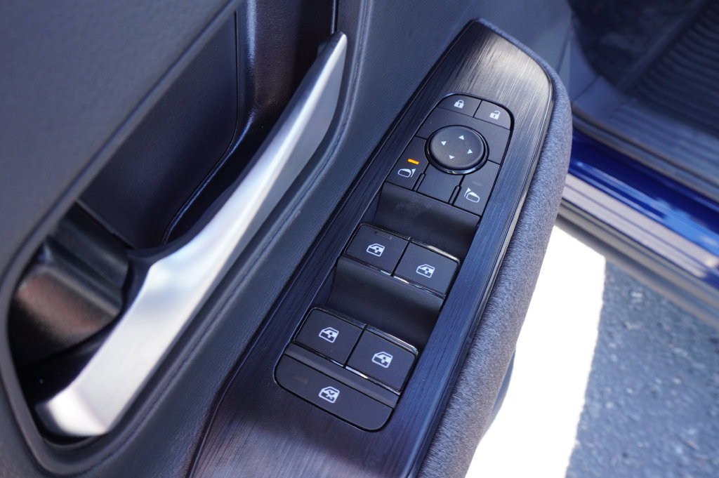 Certified 2026 Nissan Kicks SV FWD image 15
