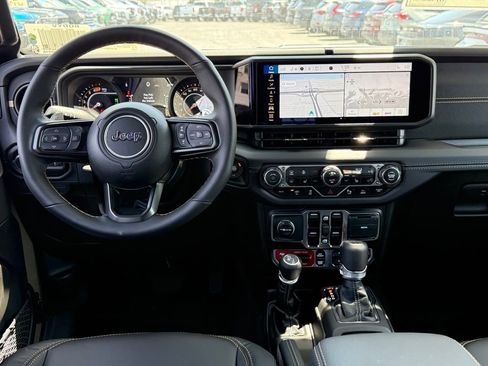 New 2025 Jeep Wrangler Unlimited Rubicon 392 image 29