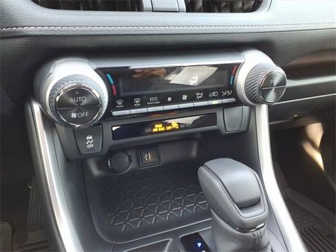 New 2025 Toyota RAV4 XLE image 15