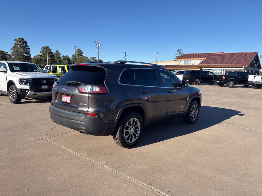 Used 2019 Jeep Cherokee Latitude Plus w/ Cold Weather Group AWD/4WD image 7