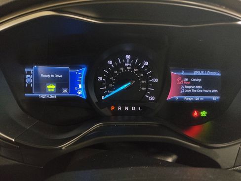 Used 2019 Ford Fusion SE image 23