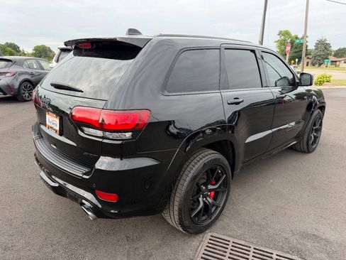 Used 2019 Jeep Grand Cherokee SRT w/ Trailer Tow Group IV AWD/4WD image 5