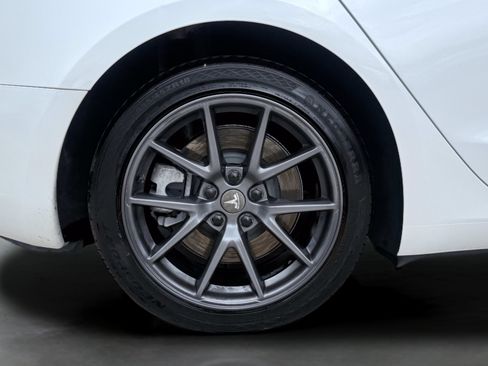 Used 2023 Tesla Model 3 Standard Range RWD image 14