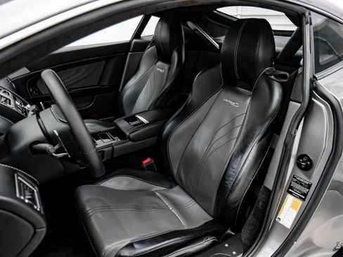 Used 2014 Aston Martin V8 Vantage S RWD image 36