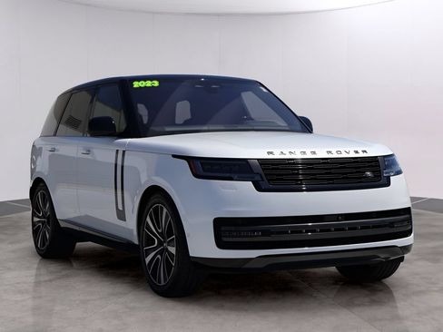Used 2023 Land Rover Range Rover SE AWD/4WD image 3