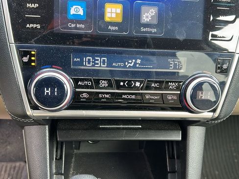 Used 2018 Subaru Outback 2.5i Limited image 15