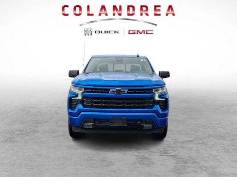 Used 2023 Chevrolet Silverado 1500 RST w/ Convenience Package II AWD/4WD image 2