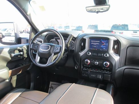 Certified 2023 GMC Sierra 2500 Denali w/ Denali Ultimate Package image 26