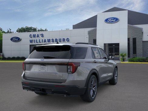 New 2026 Ford Explorer ST-Line w/ ST-Line Street Pack image 8